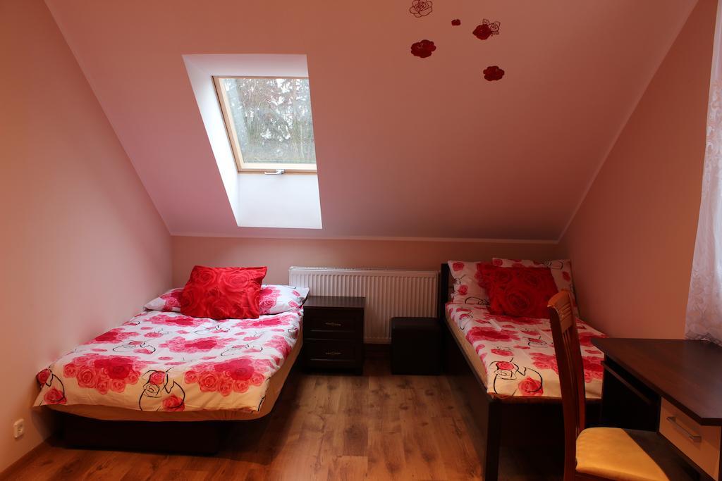 Bed and Breakfast Pensjonat Agroturystyczny Pod Modrzewiem Florczaki Zewnętrze zdjęcie