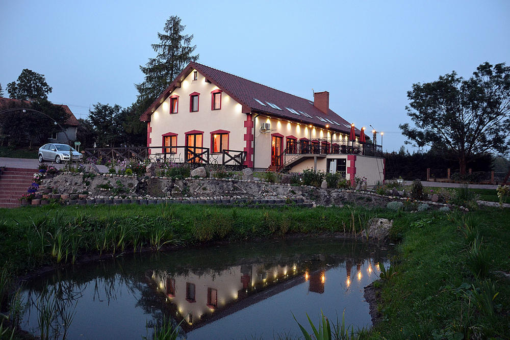 Bed and Breakfast Pensjonat Agroturystyczny Pod Modrzewiem Florczaki Zewnętrze zdjęcie